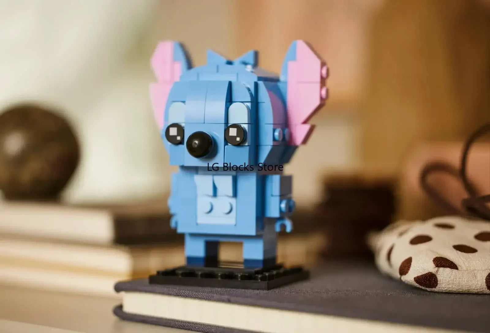 Lego BrickHeadz 40674 Stitch Buildable Disney Toy for Kids Boys and Girls Aged 10+ Birthday Christmas Gift (152 Pieces)
