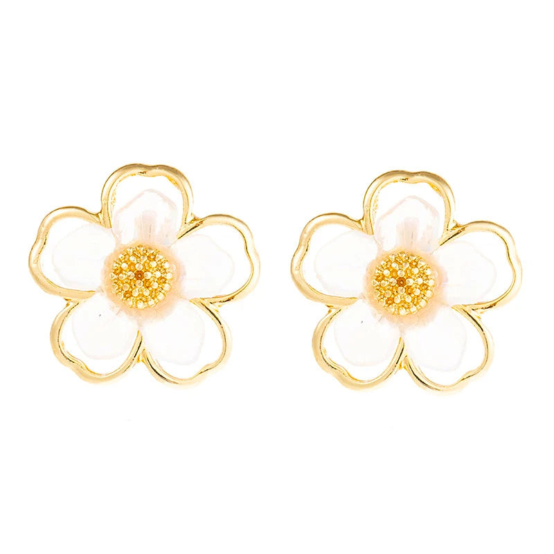 2021 Summer Fairy Non-pierced Ear Clip Double-layer Hollow Shell Flower Clip on Earrings for Women Temperament Elegant Earrings