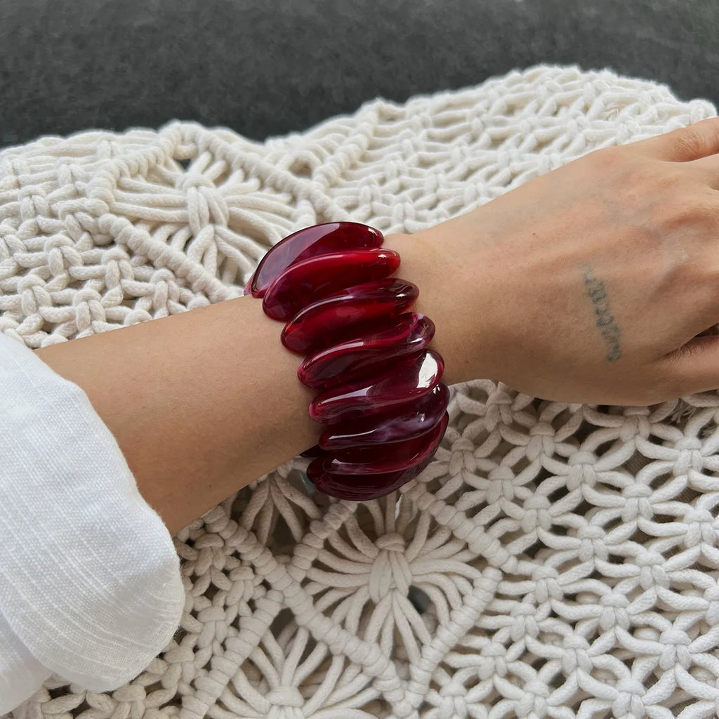 Boho Red Acrylic Resin Chunky Bangle Ring Set for Women on Hand Goth Geometric Charm Wide Hip Hop Metal Cuff Bangles Men Jewelry