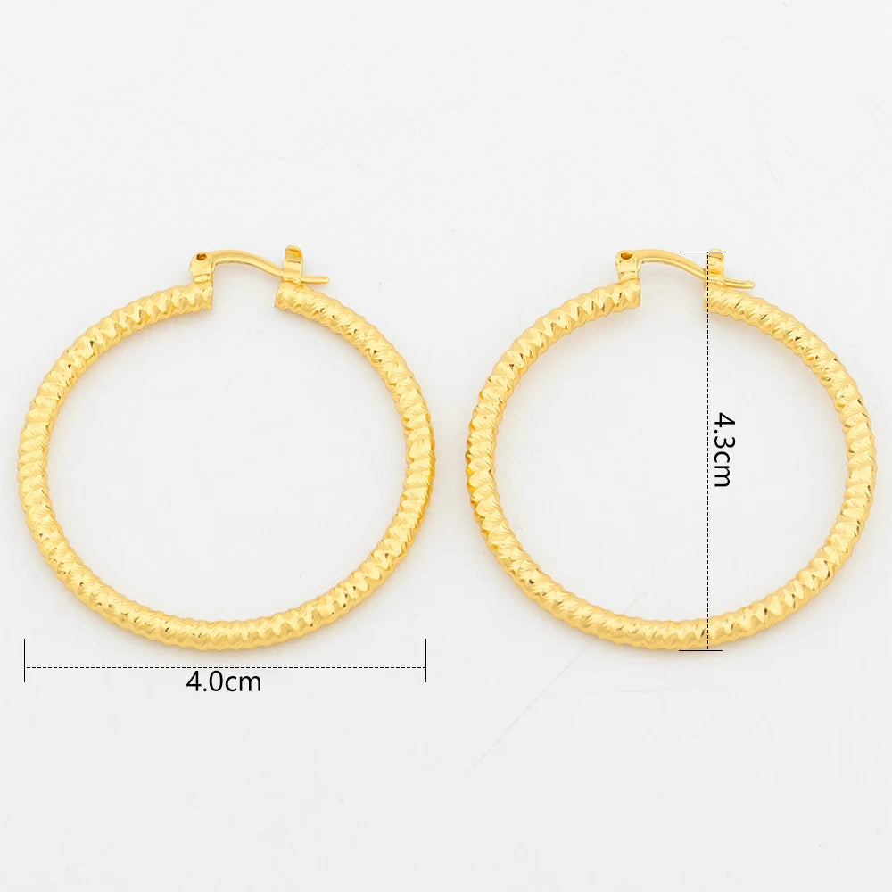 Shop stylish gold hoop earrings for women. Classic large circle copper earrings perfect for daily wear, parties, and special occasions. Fashionable and durable accessory.