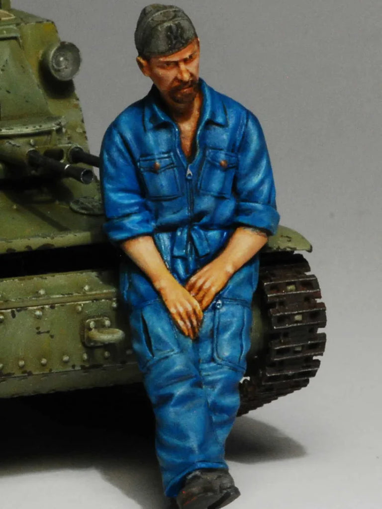 1/35 Scale Resin Figure Assembly Model Kit Italian Soldier 1 Person without Car Unassembled and Unpainted N1220