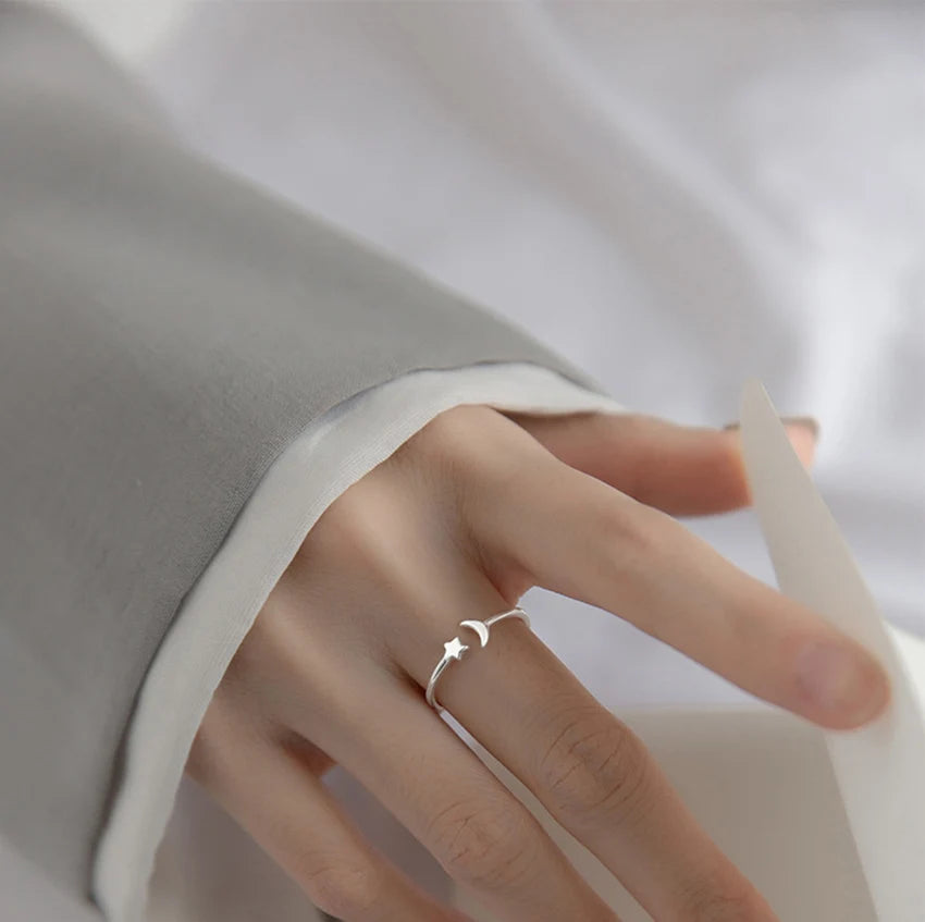 3PCS Toe Rings for Women Adjustable Stainless Steel Simple Stars Moon Smooth Ring Summer Beach Finger Foot Ring Gift Jewelry