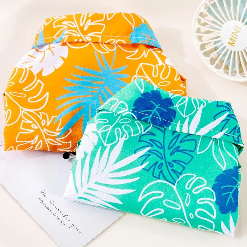 Summer Pet Clothes Hawaiian Style Pet Beach Dog Shirts Fashion Puppy Vest Coconut Print Cat Shirt Chihuahua Yorkies Pet Clothes