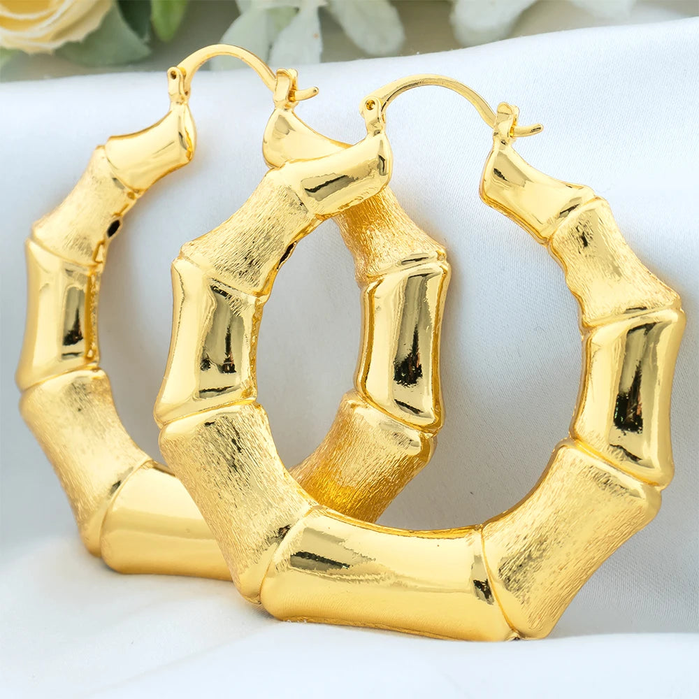 Shop stylish gold hoop earrings for women. Classic large circle copper earrings perfect for daily wear, parties, and special occasions. Fashionable and durable accessory.