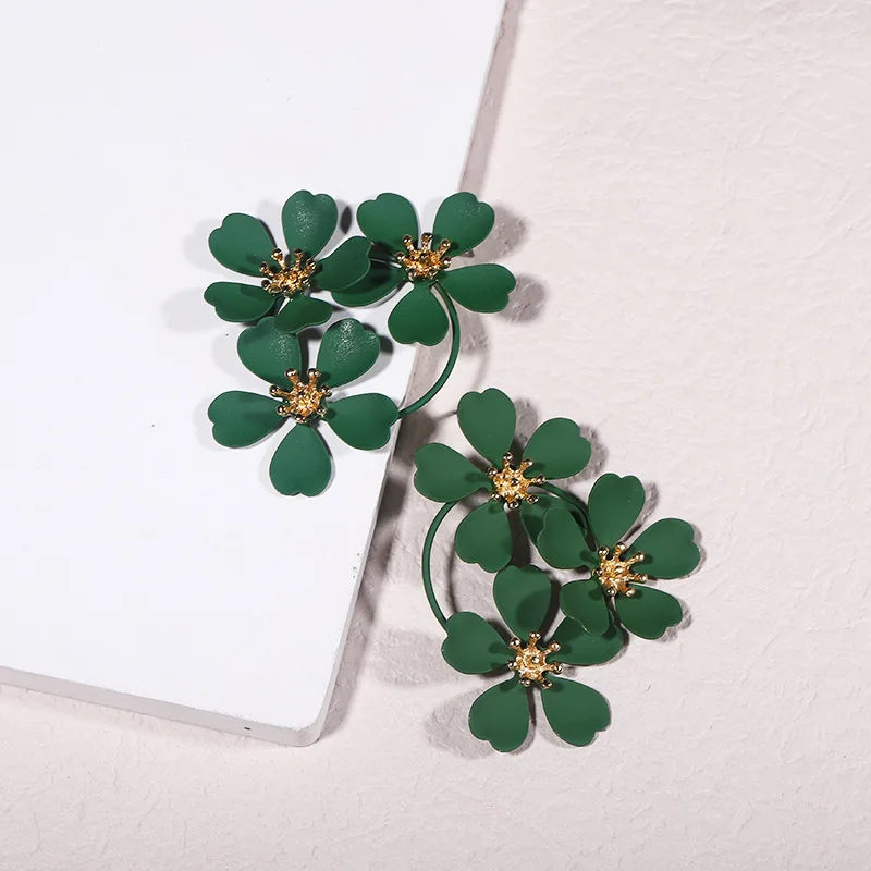 Trendy Black White Green Flower Drop Earrings for Women Vintage Bohemian Summer Plant Romanic Party Jewelry Accessories