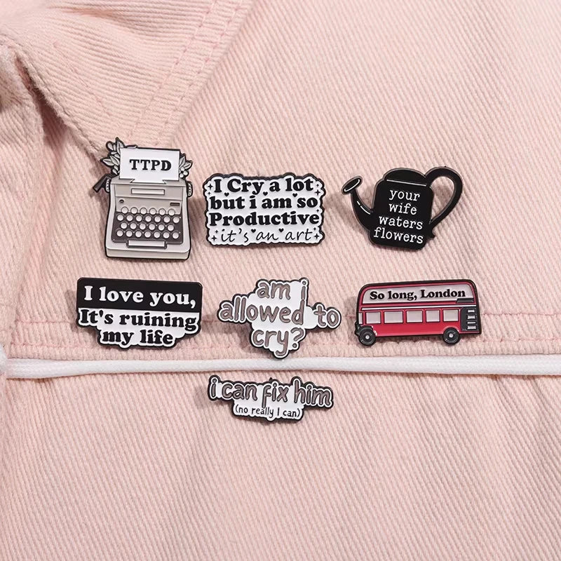21 Types Wholesale Song Lyrics Enamel Pins Female Pop Singer Brooches Romantic Poetry Lapel Backpack Badge Jewelry Gift for Fans